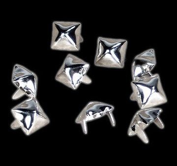 Funk Plus - Silver 1 2 Inch Pyramid Studs Fashion