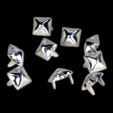 Funk Plus - Silver 1 2 Inch Pyramid Studs Fashion